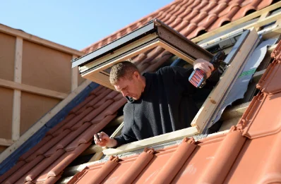 Pose de fenêtres de toit Velux à Genouillac
